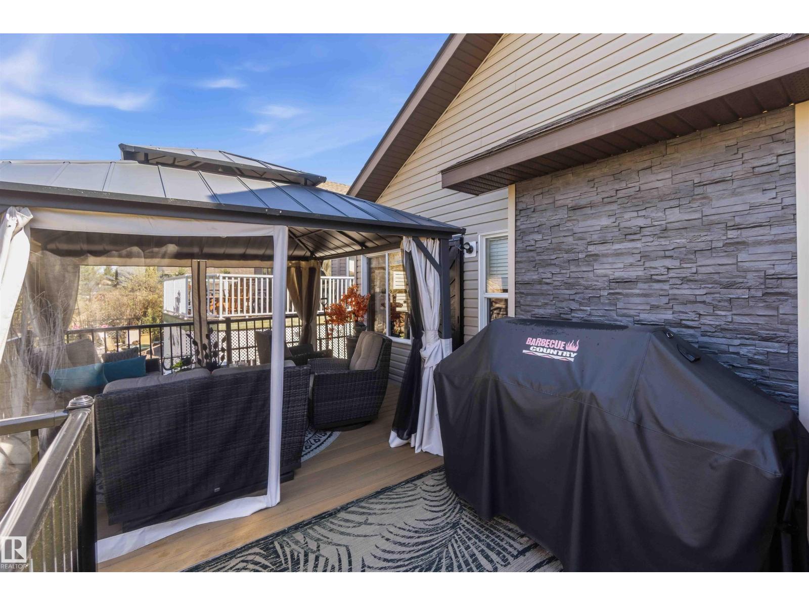 61 Linkside Blvd - 61