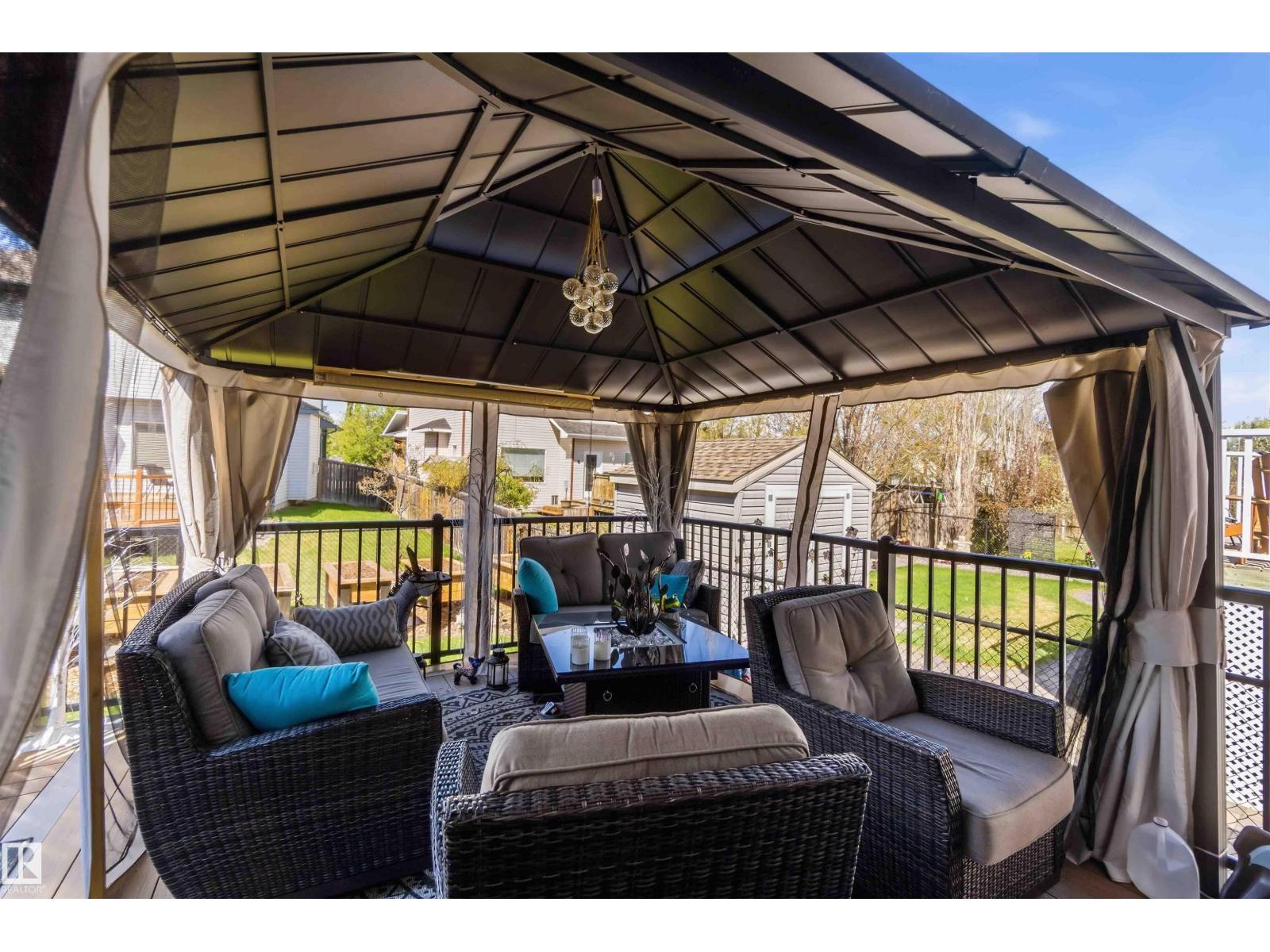 61 Linkside Blvd - 63
