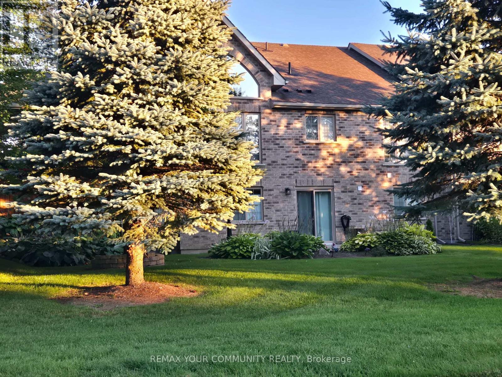 #6 10 REDDINGTON DRIVE - 3