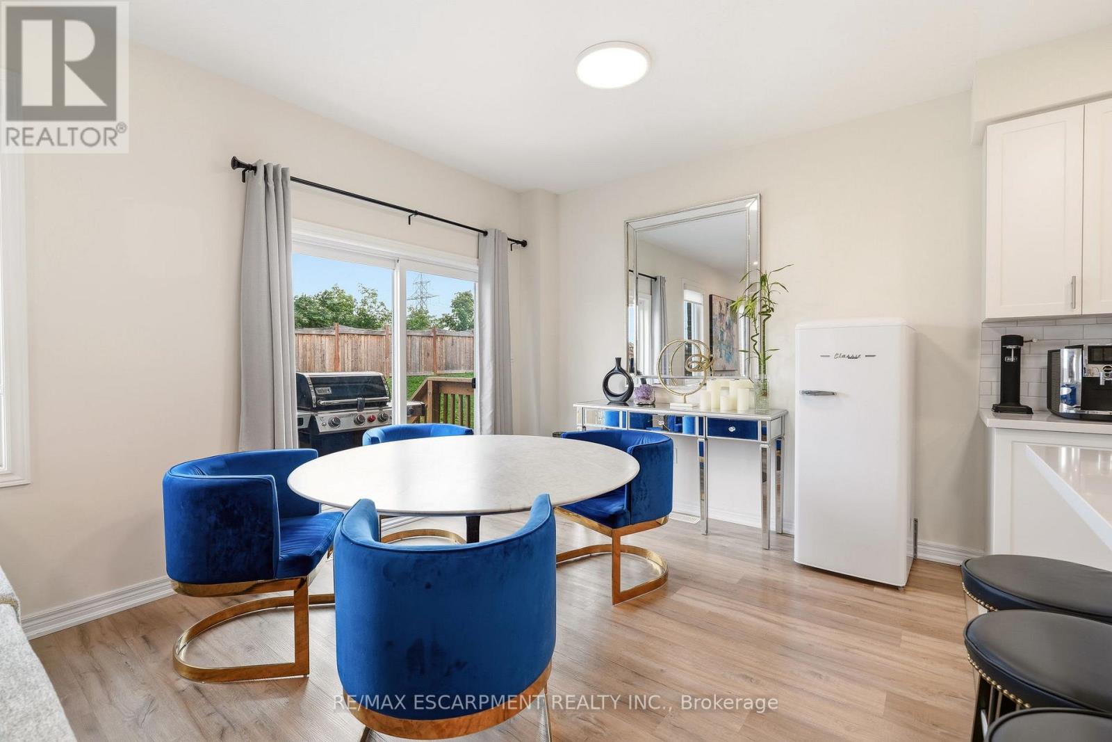 67 PINOT CRESCENT - 17