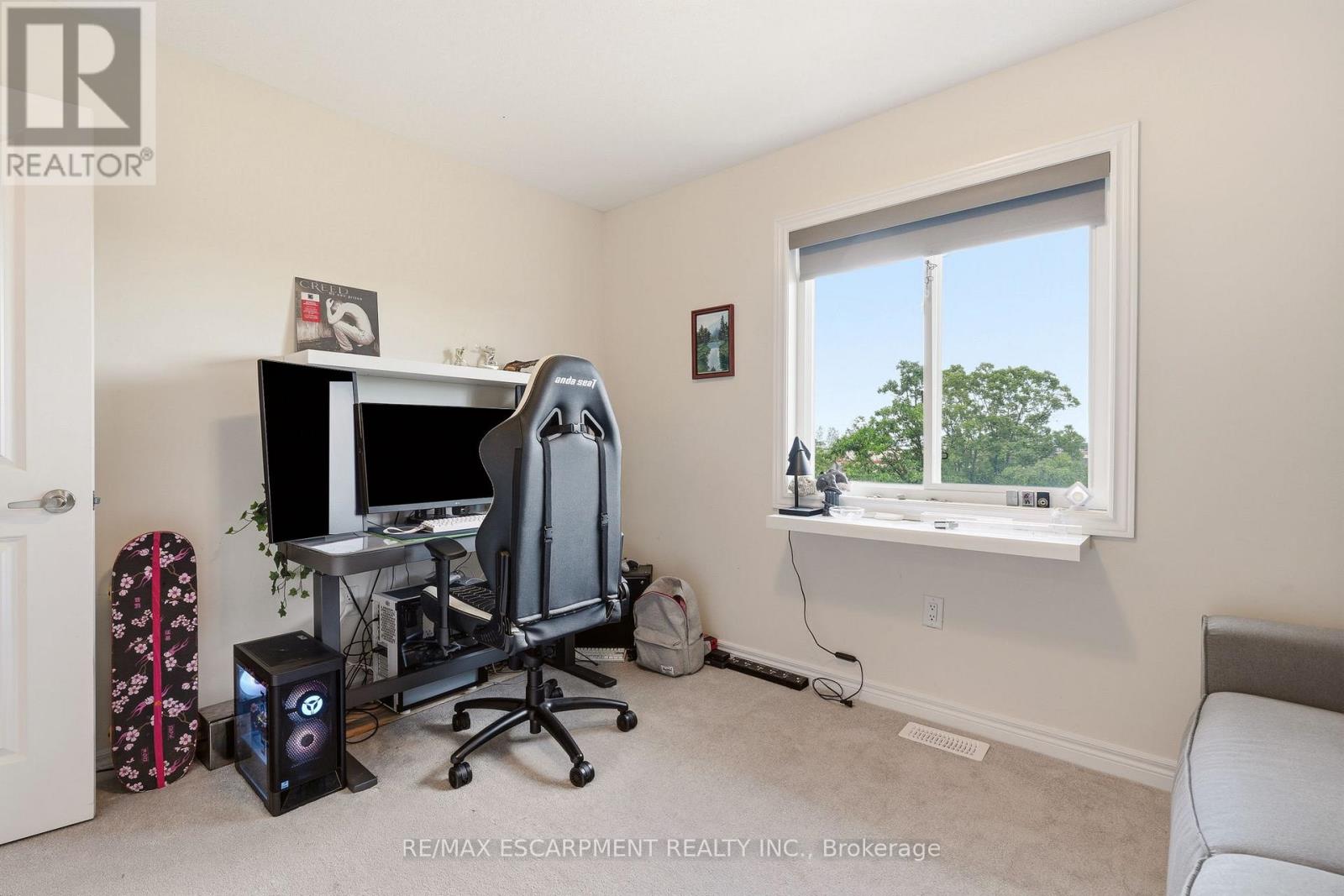 67 PINOT CRESCENT - 25