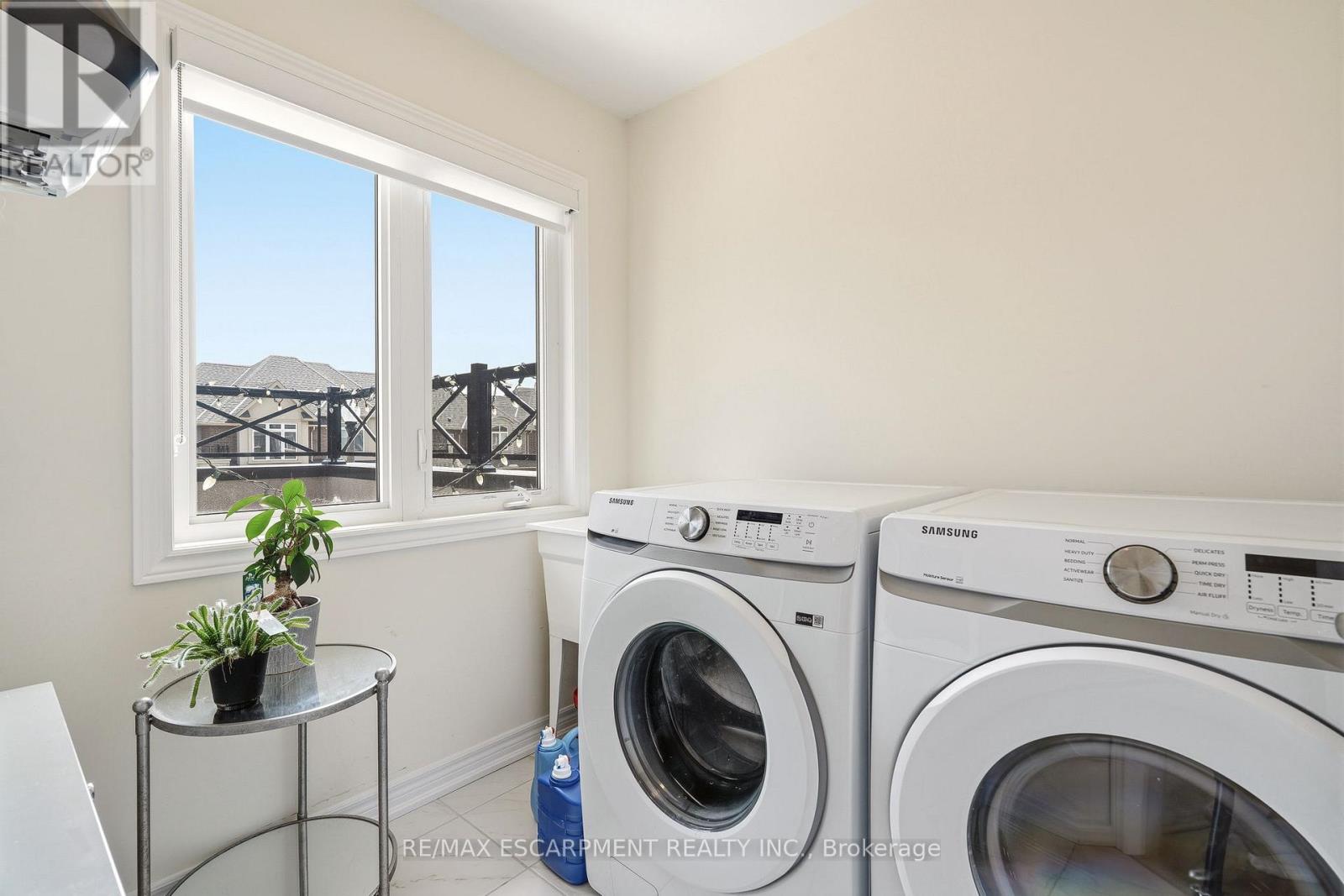 67 PINOT CRESCENT - 27