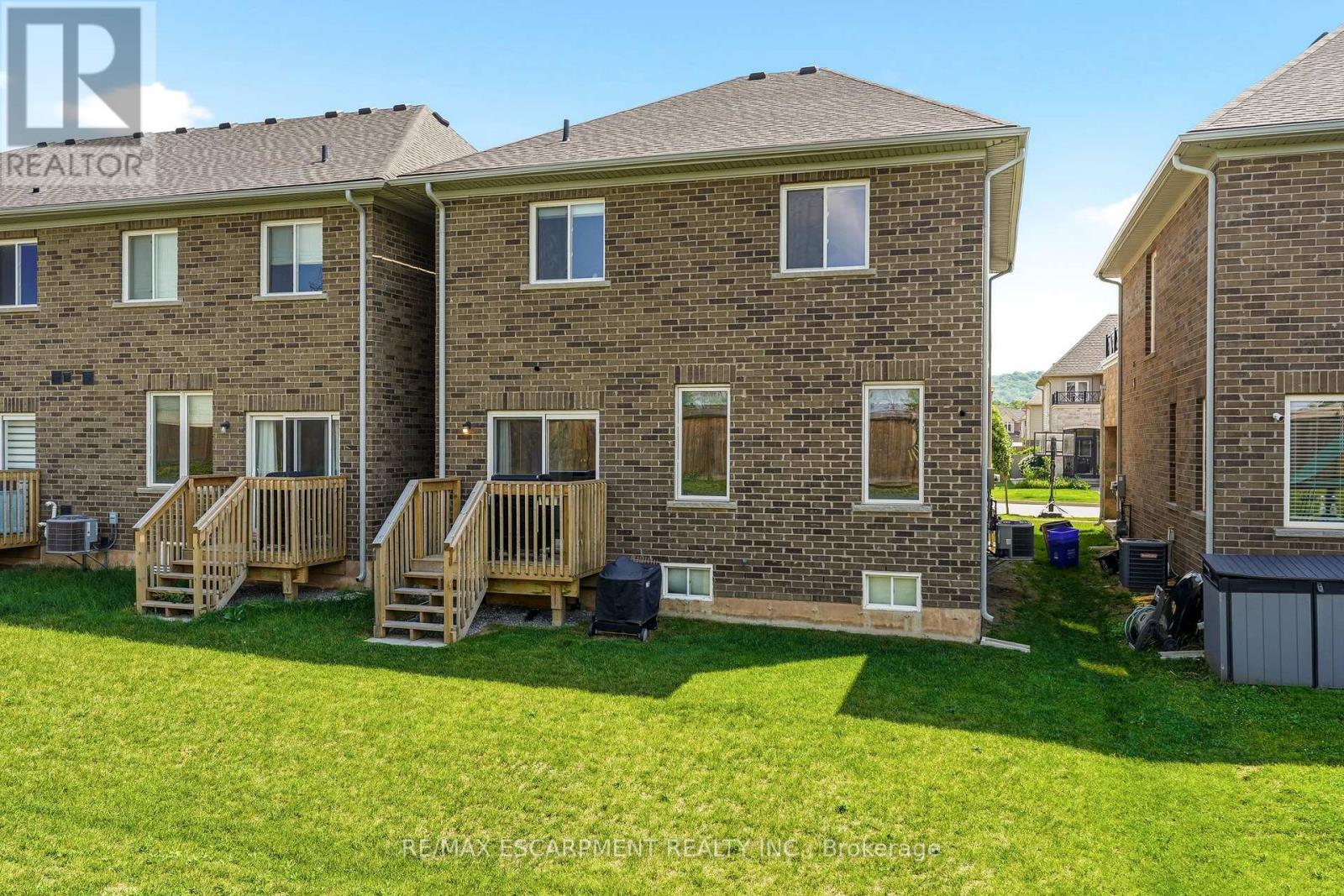 67 PINOT CRESCENT - 41