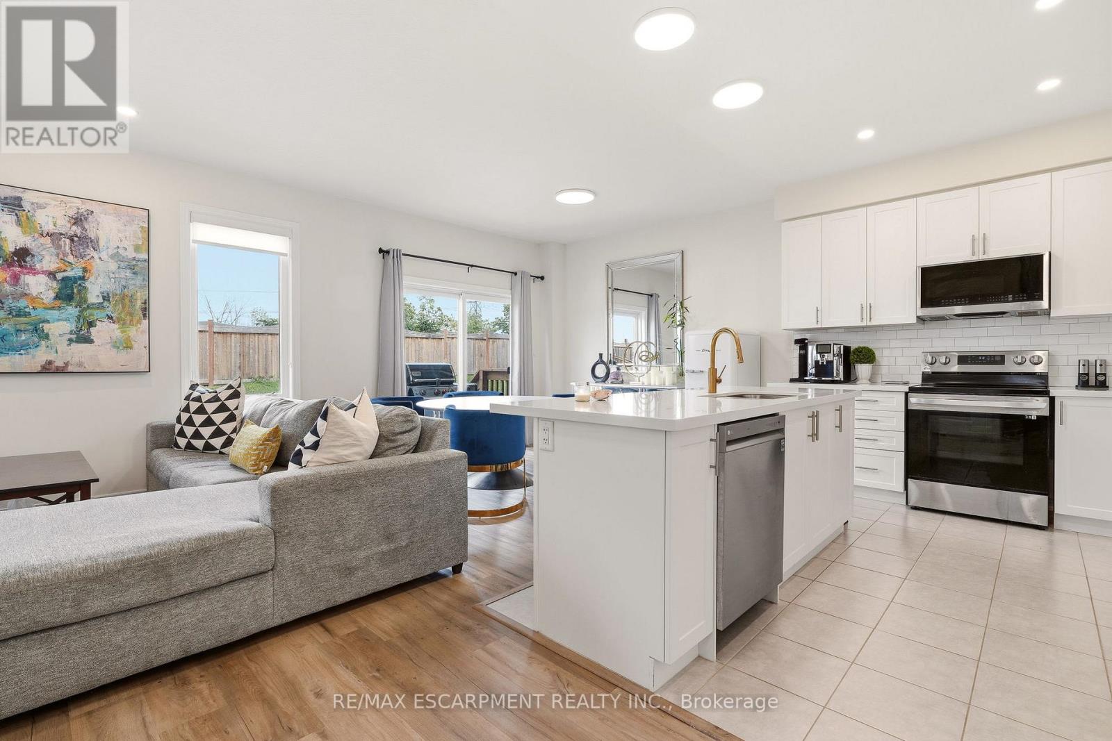 67 PINOT CRESCENT - 5