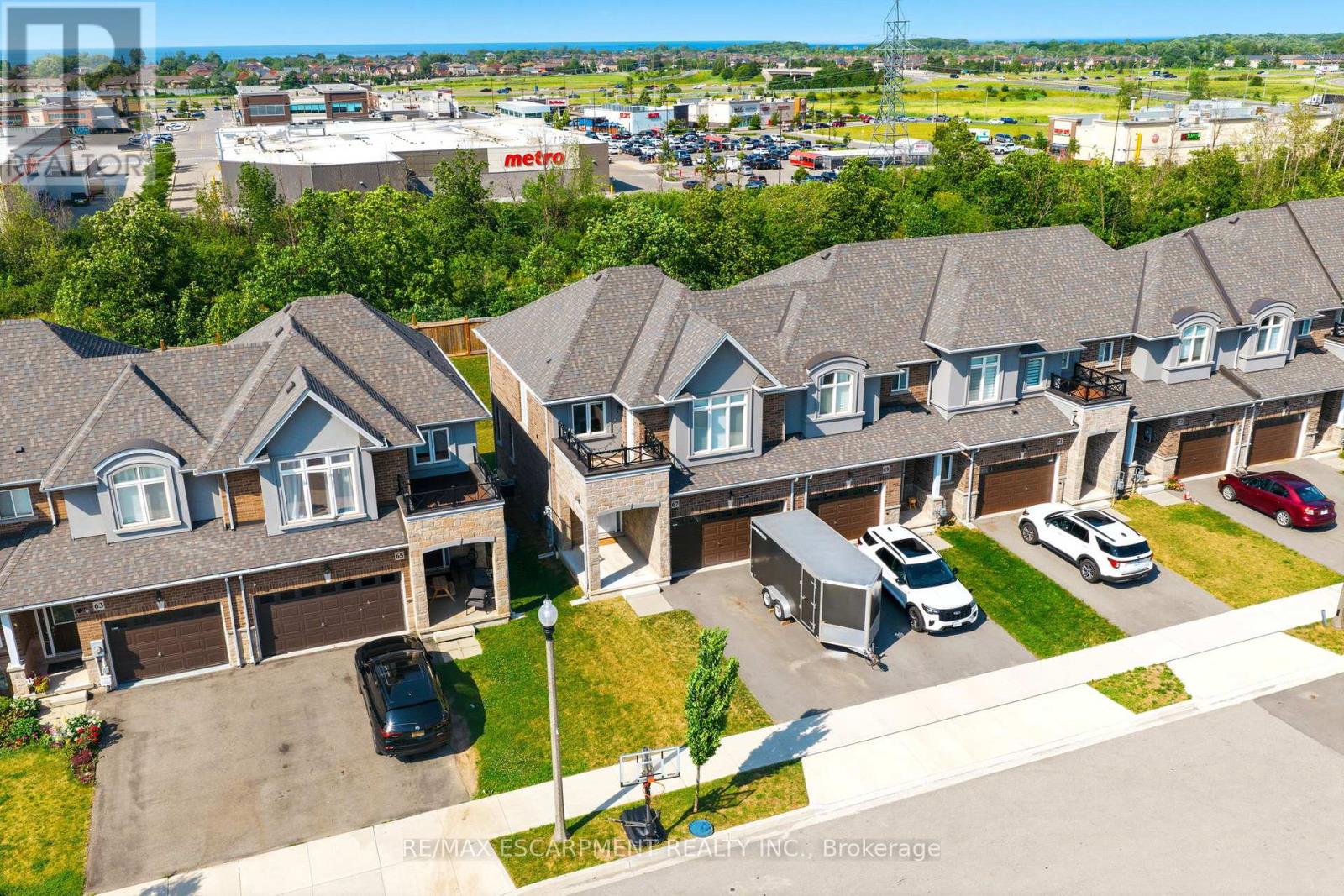 67 PINOT CRESCENT - 50