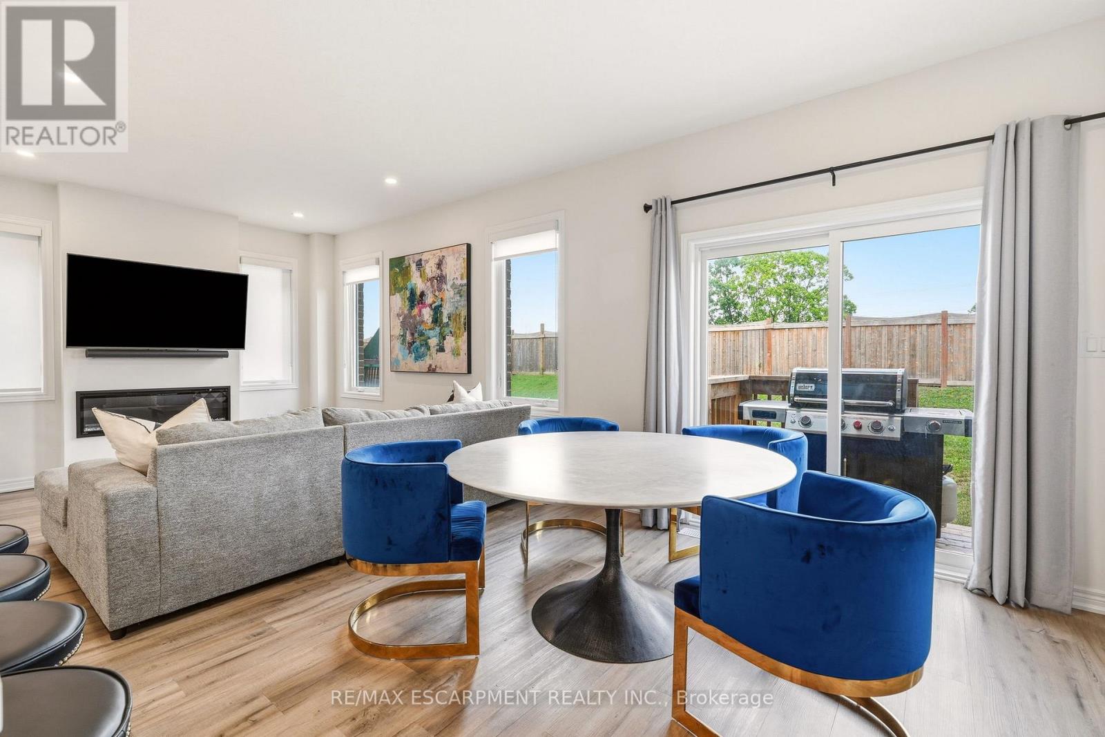 67 PINOT CRESCENT - 8
