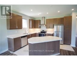 1202 Green Acres Drive, Fort Erie, ON L2A0C9 Photo 6