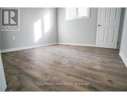 1202 Green Acres Drive, Fort Erie, ON L2A0C9 Photo 9