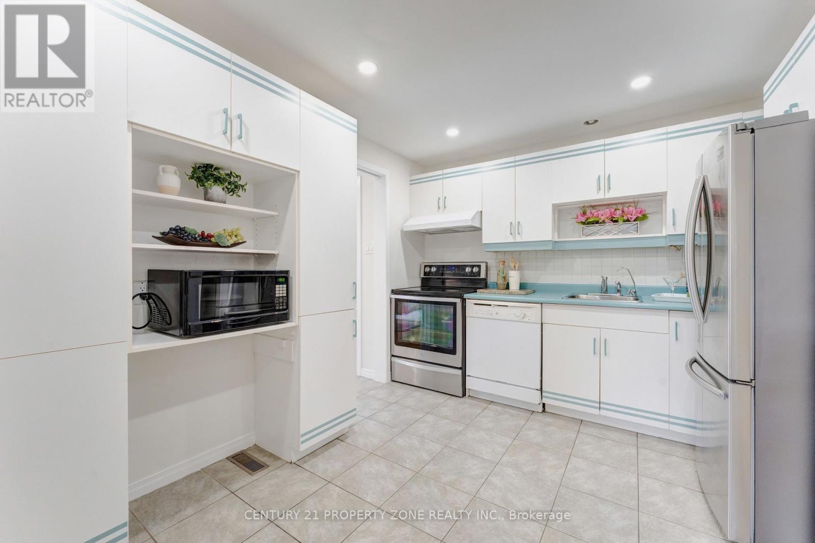 102 HICKORY HEIGHTS CRESCENT - 12