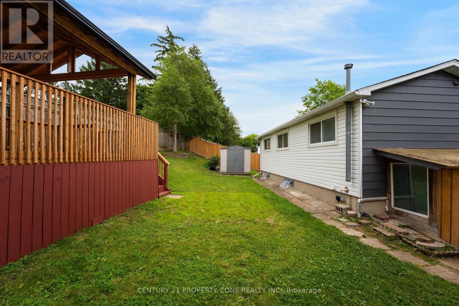 102 HICKORY HEIGHTS CRESCENT - 29
