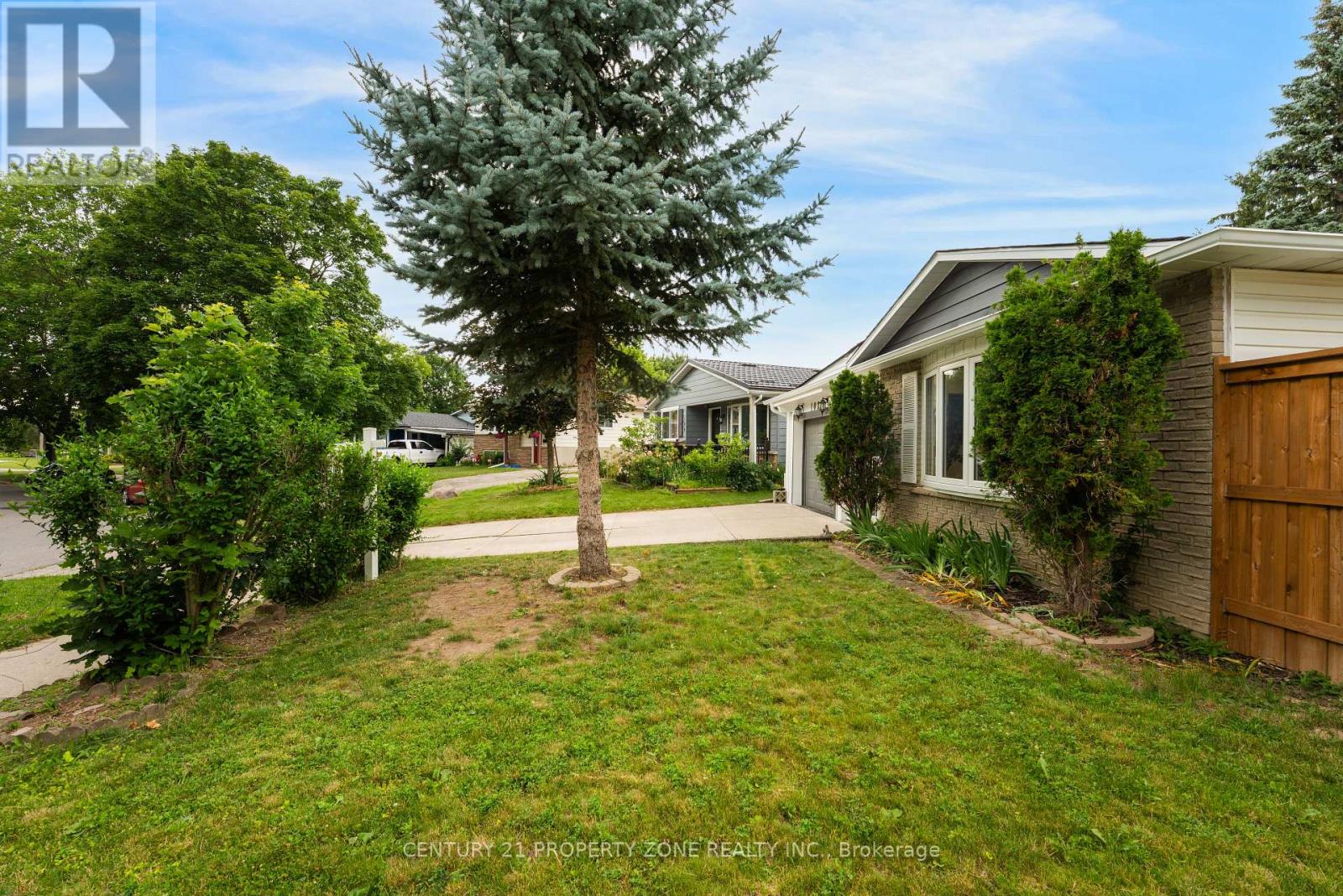 102 HICKORY HEIGHTS CRESCENT - 3