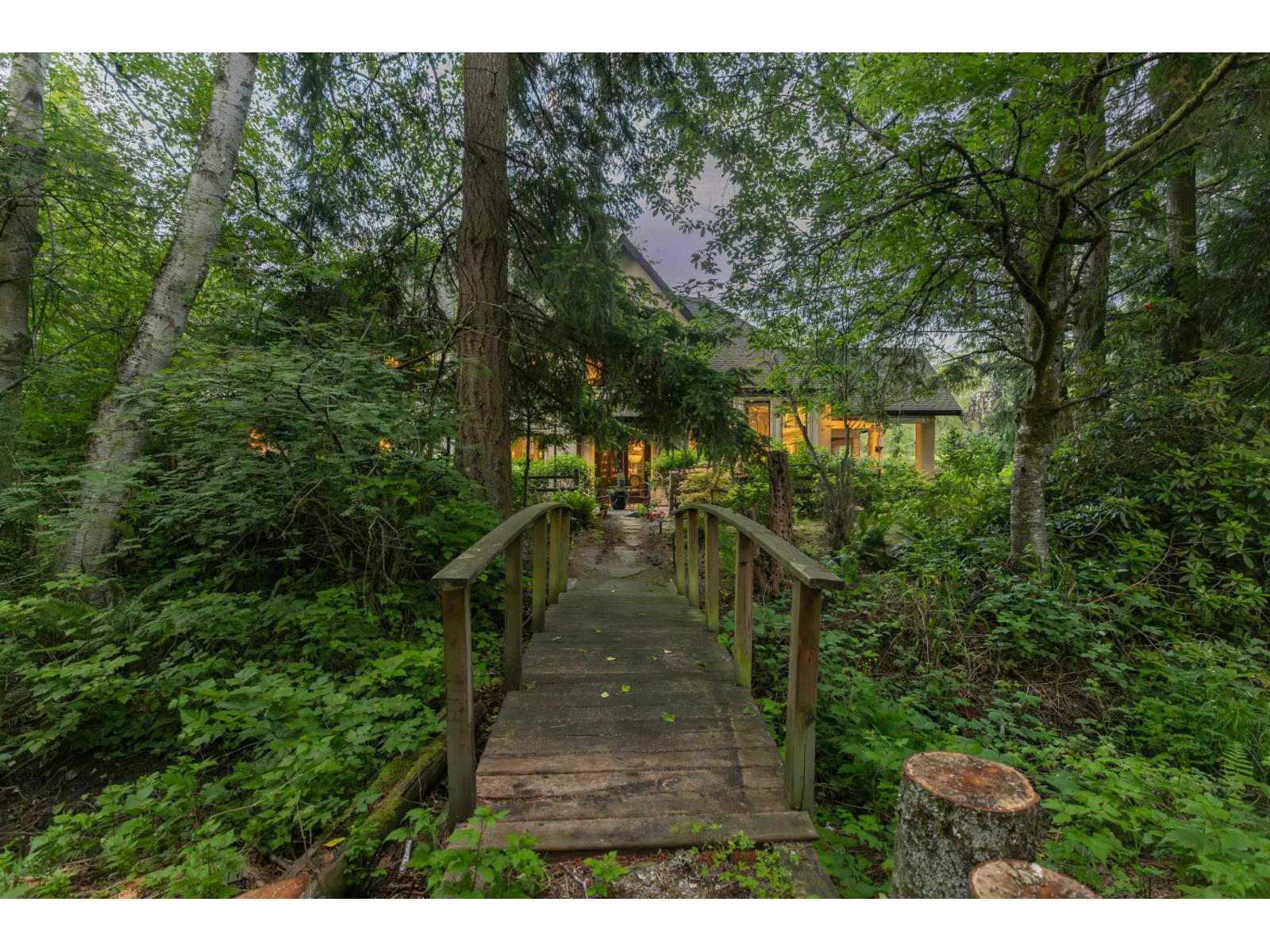 3083 SEMIAHMOO TRAIL, Surrey