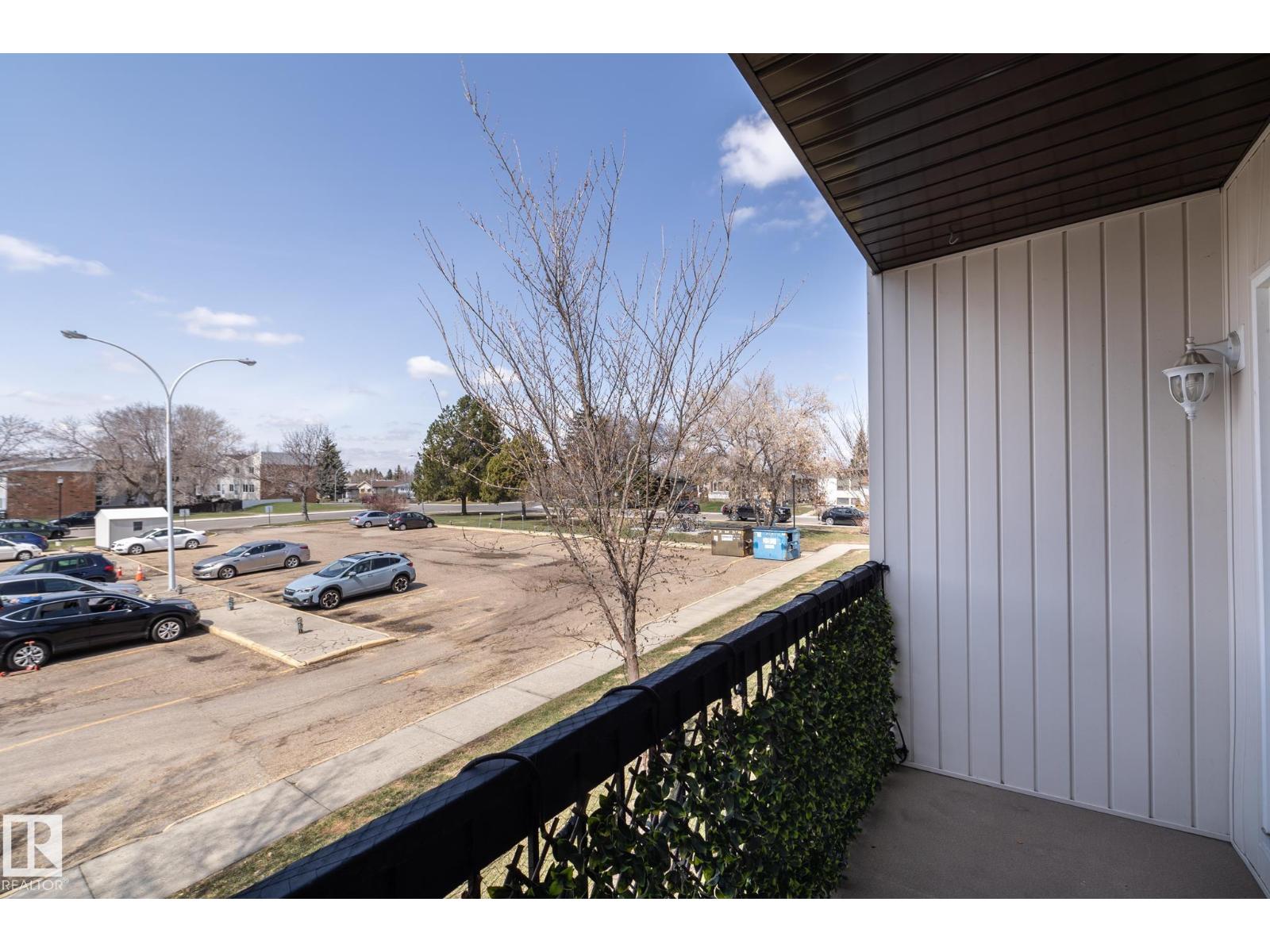 #208 11455 41 AV NW - 21