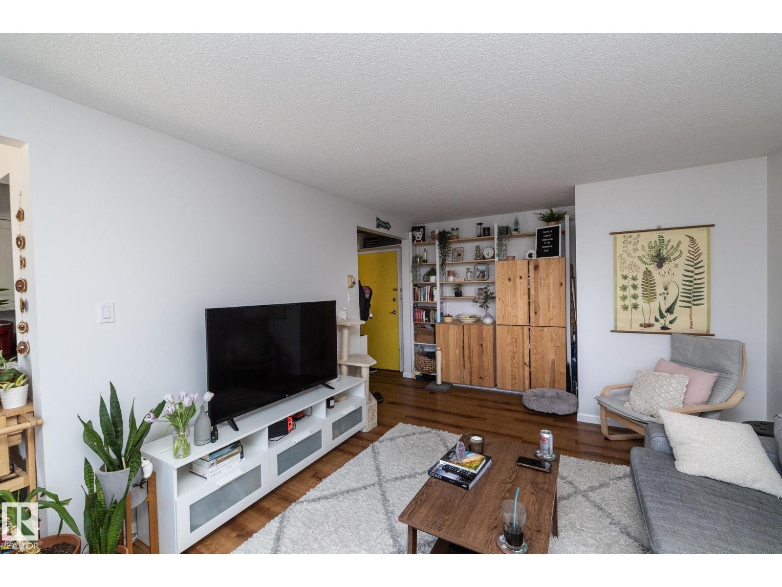 #208 11455 41 AV NW - 7