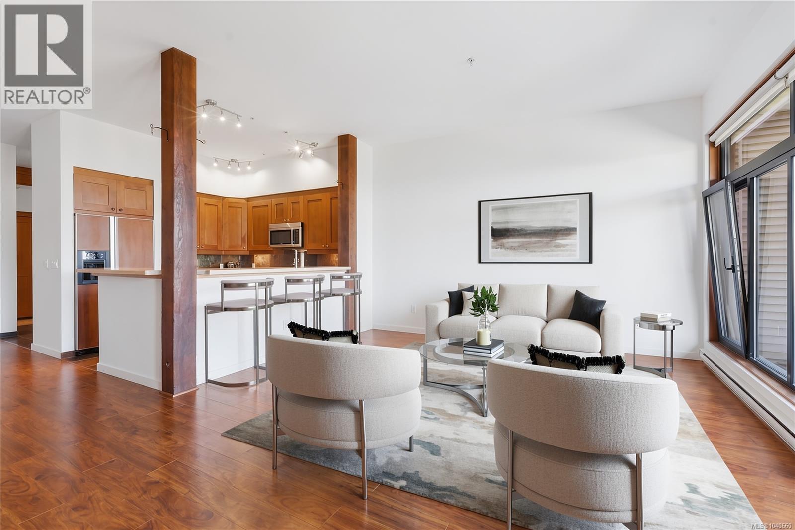 203 515 Marine Dr, Ucluelet