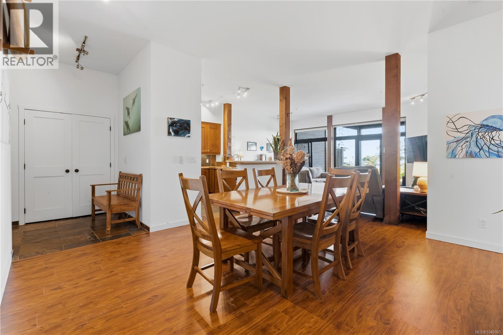 203 515 Marine Dr, Ucluelet