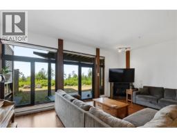 203 515 Marine Dr, Ucluelet, BC V0R3A0 Photo 10