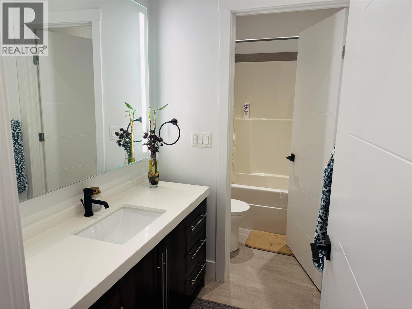 #501 7291 PROSPECTOR Avenue - 10