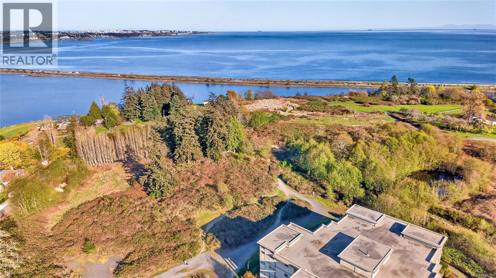 #204 3223 Selleck Way - 27