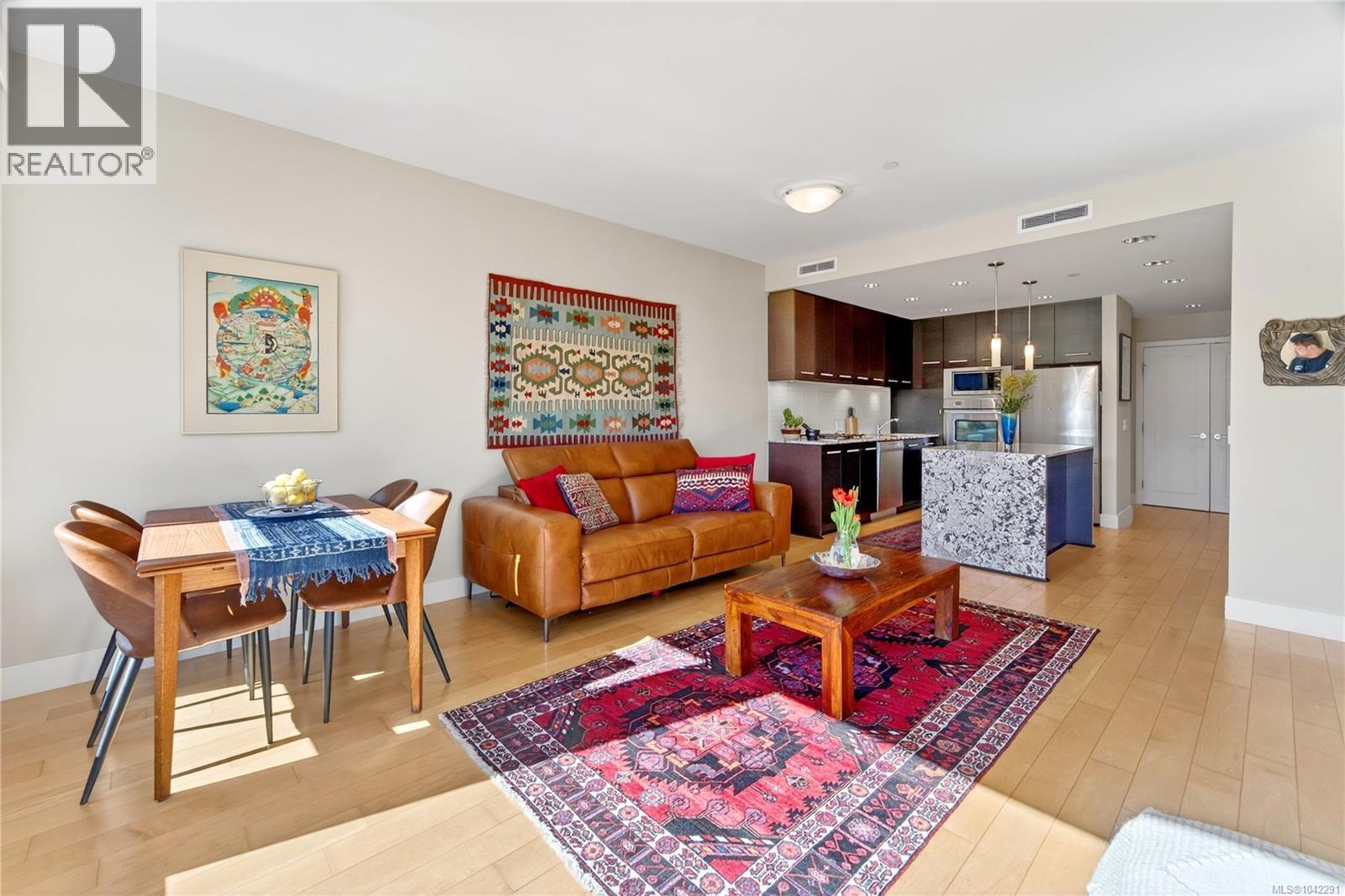 #204 3223 Selleck Way - 8