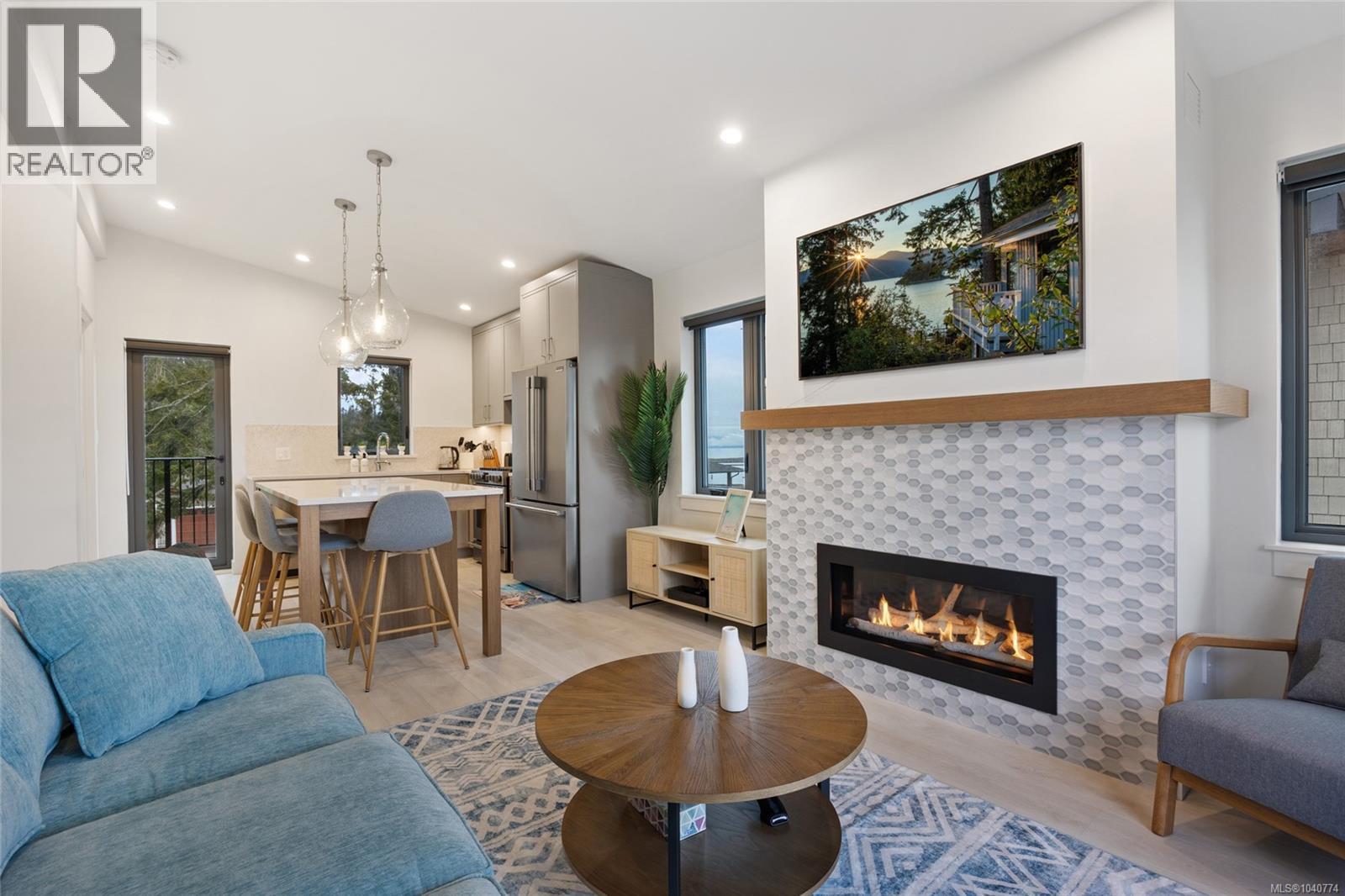 #4 9022 Clarkson Ave - 11