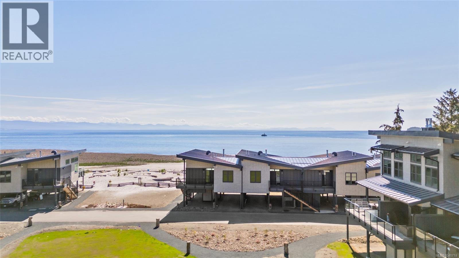 #4 9022 Clarkson Ave - 27