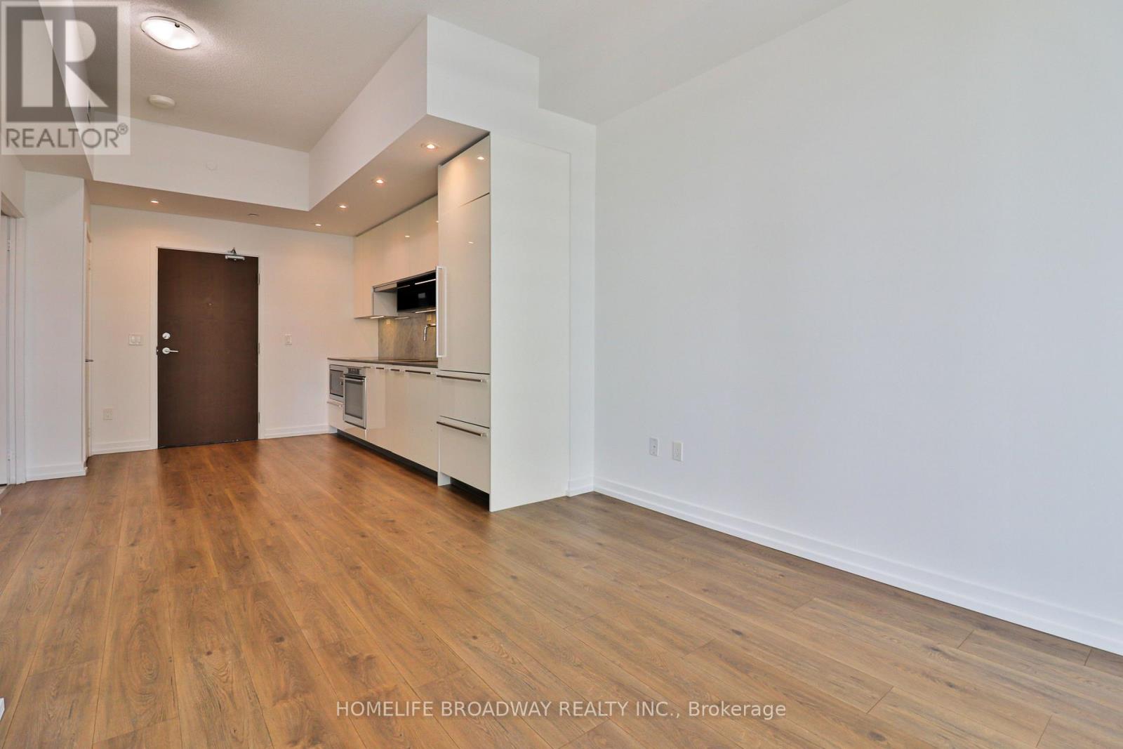 #2105 117 MCMAHON DRIVE - 12