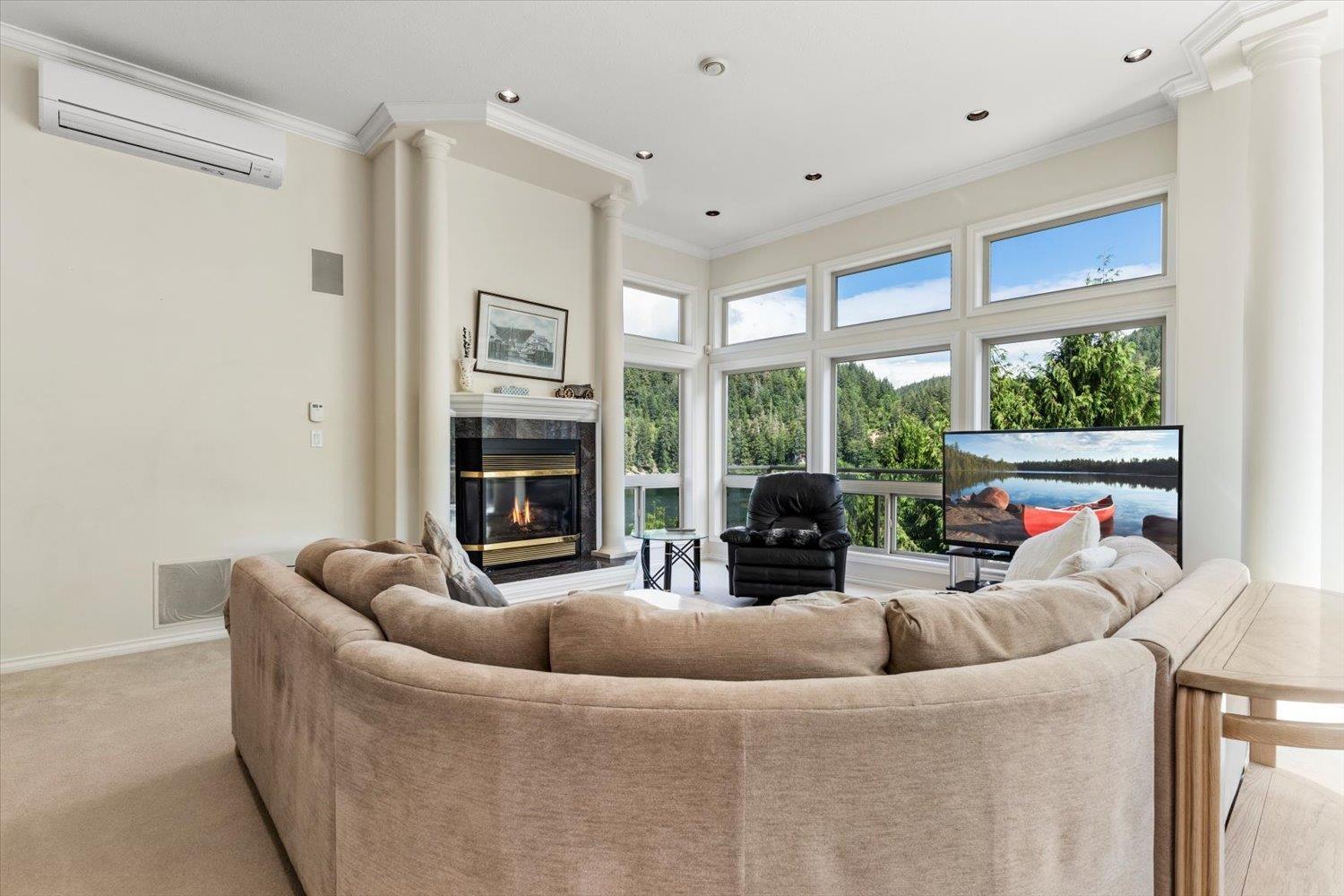 21313 LAKEVIEW CRESCENT, Kawkawa Lake, Hope