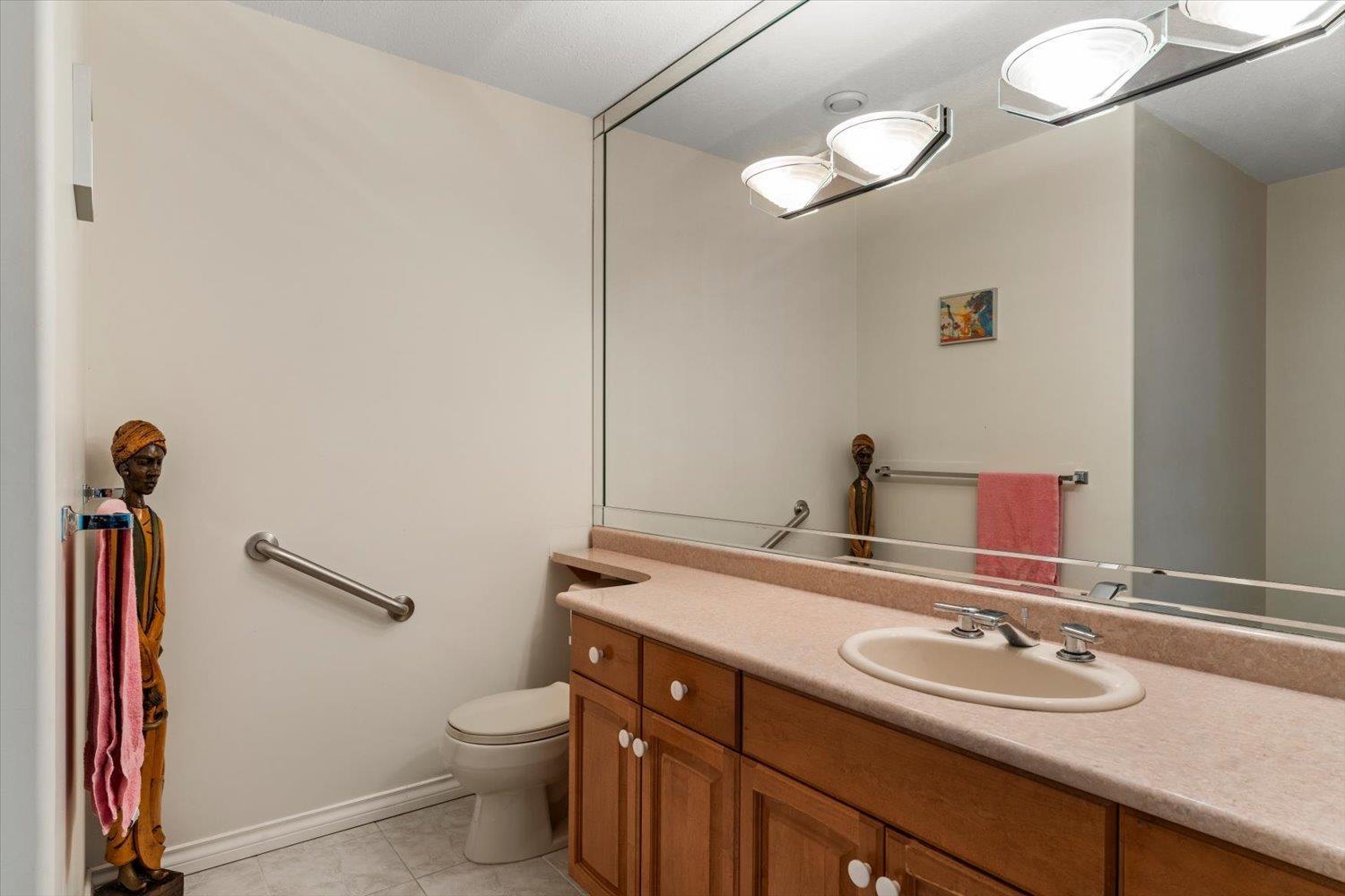 21313 LAKEVIEW CRESCENT, Kawkawa Lake, Hope