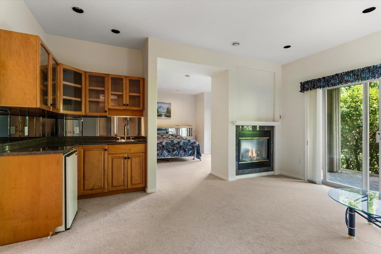 21313 LAKEVIEW CRESCENT, Kawkawa Lake, Hope