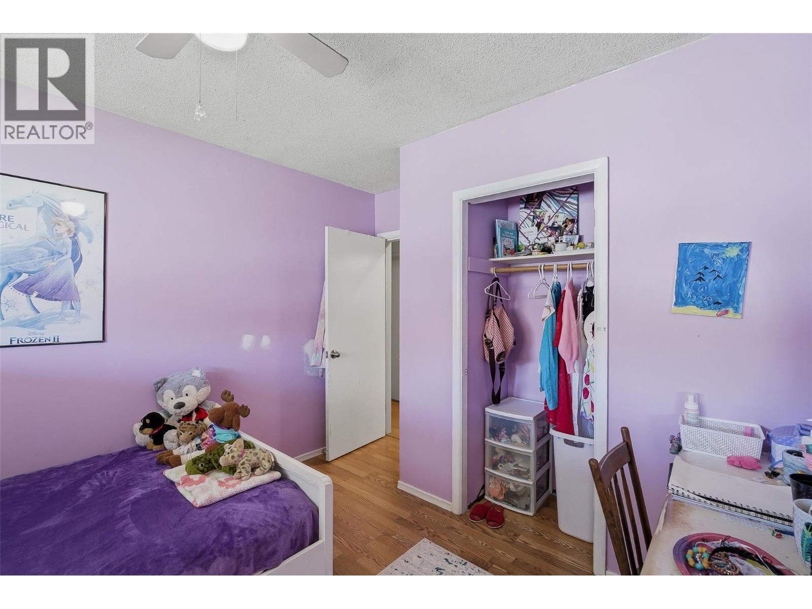 2135 Fleetwood Avenue - 23