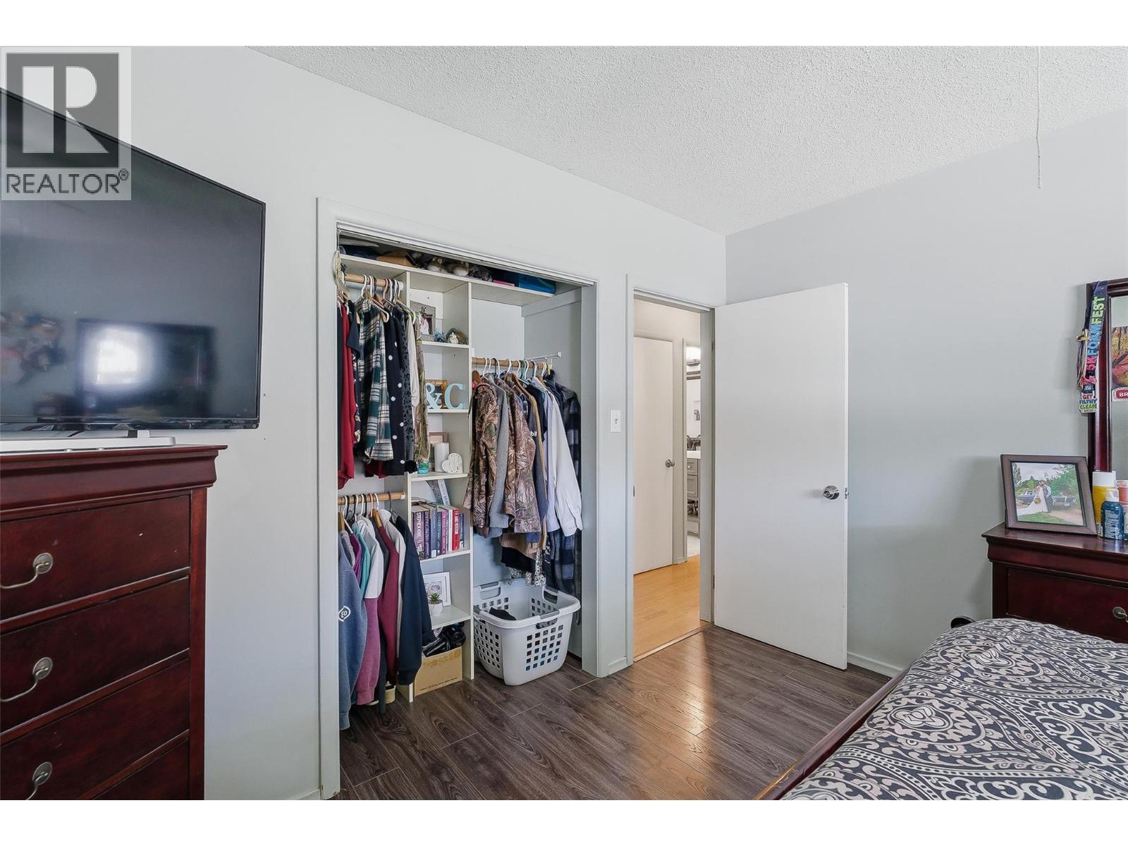 2135 Fleetwood Avenue - 25