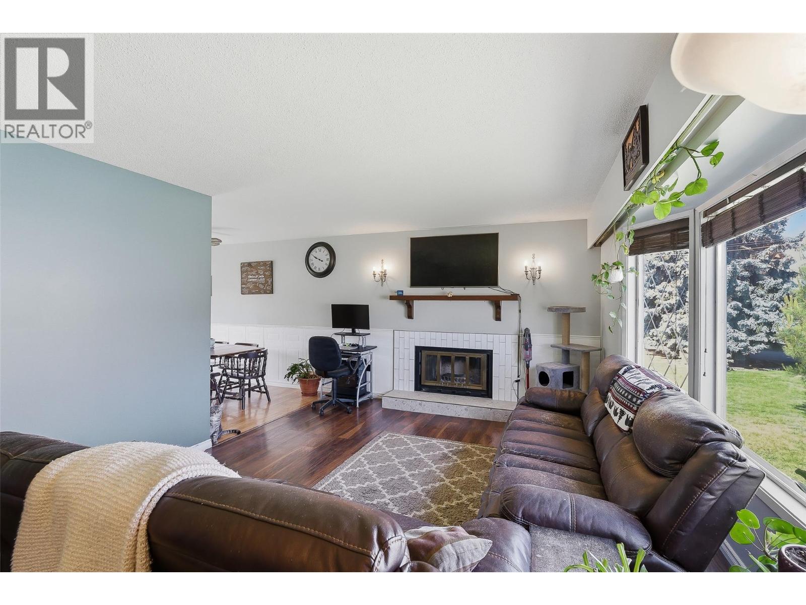 2135 Fleetwood Avenue - 5