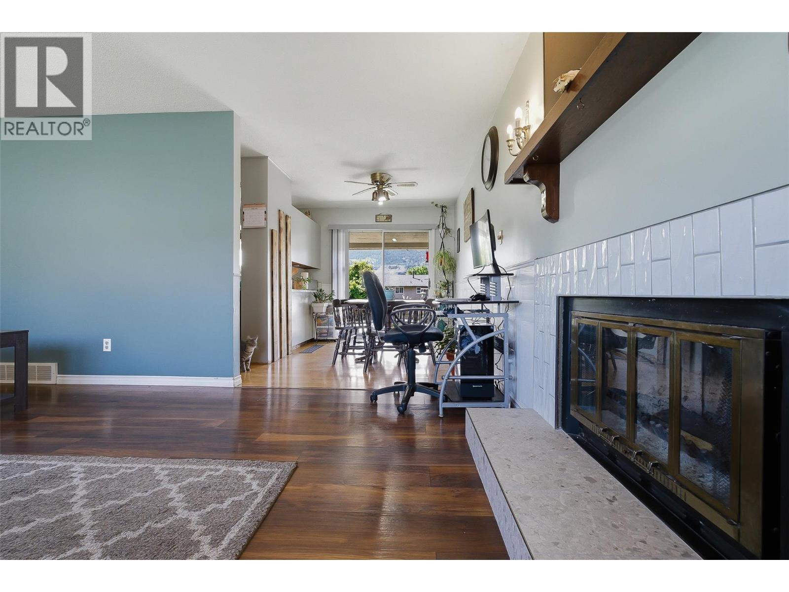 2135 Fleetwood Avenue - 9