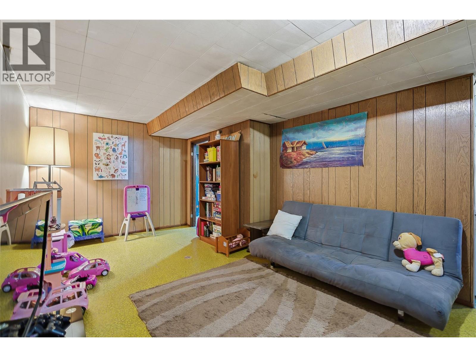 2135 Fleetwood Avenue - 36