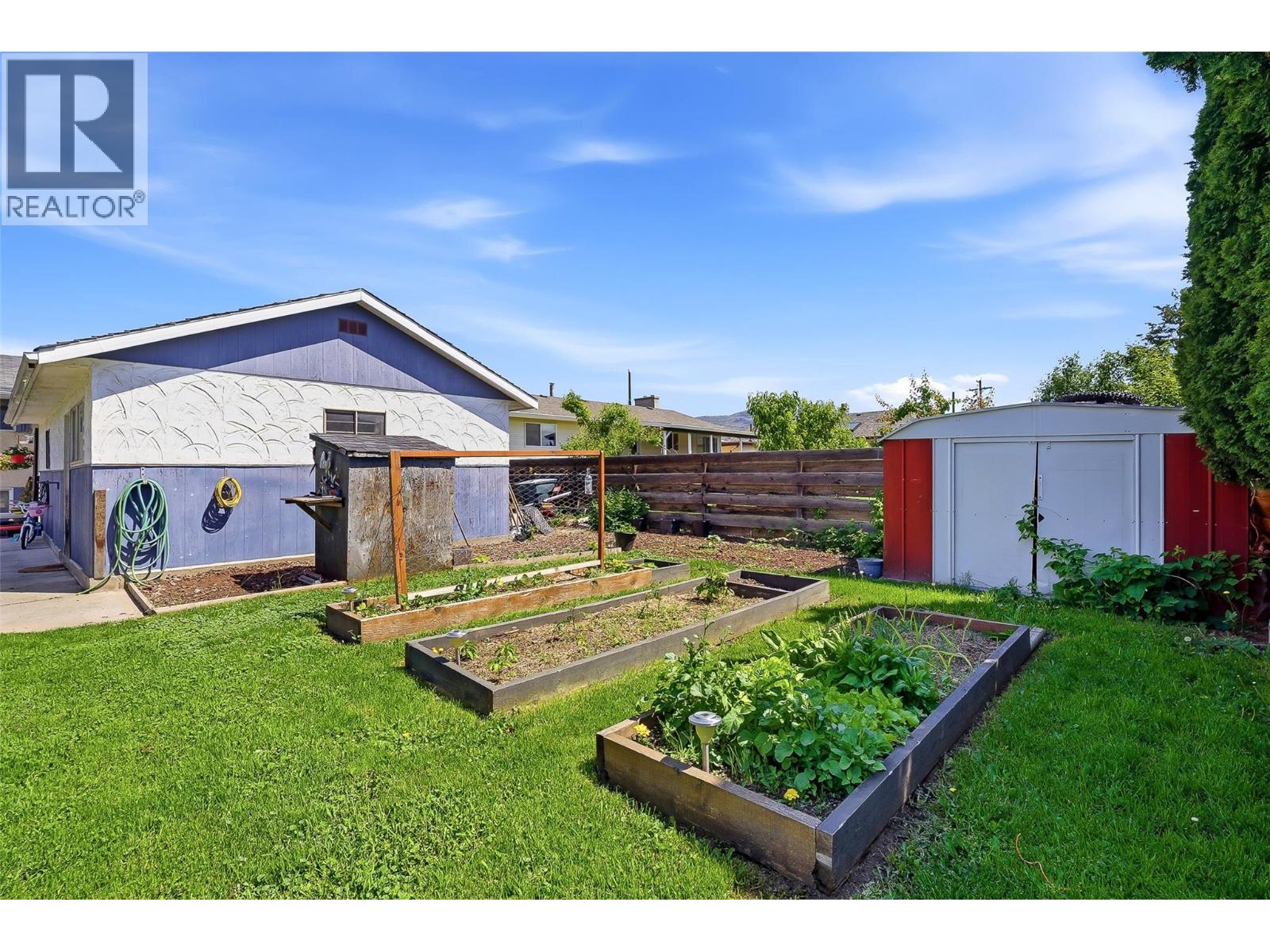 2135 Fleetwood Avenue - 47