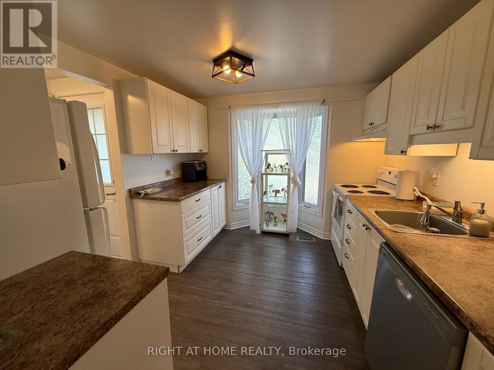 1171 PRIORY LANE - 3