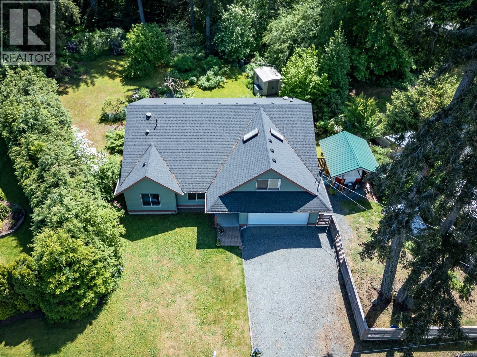 7478 Yake Rd, Fanny Bay