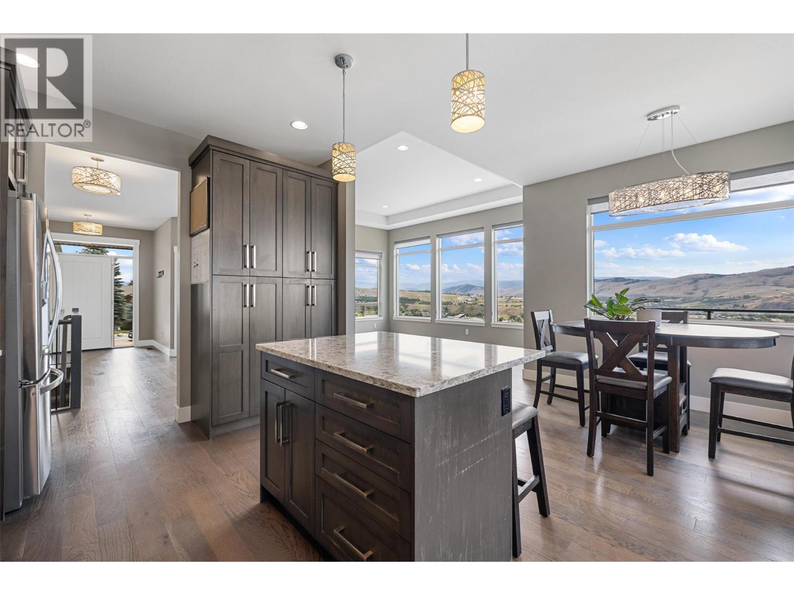 #4 1117 Mt Fosthall Drive - 10