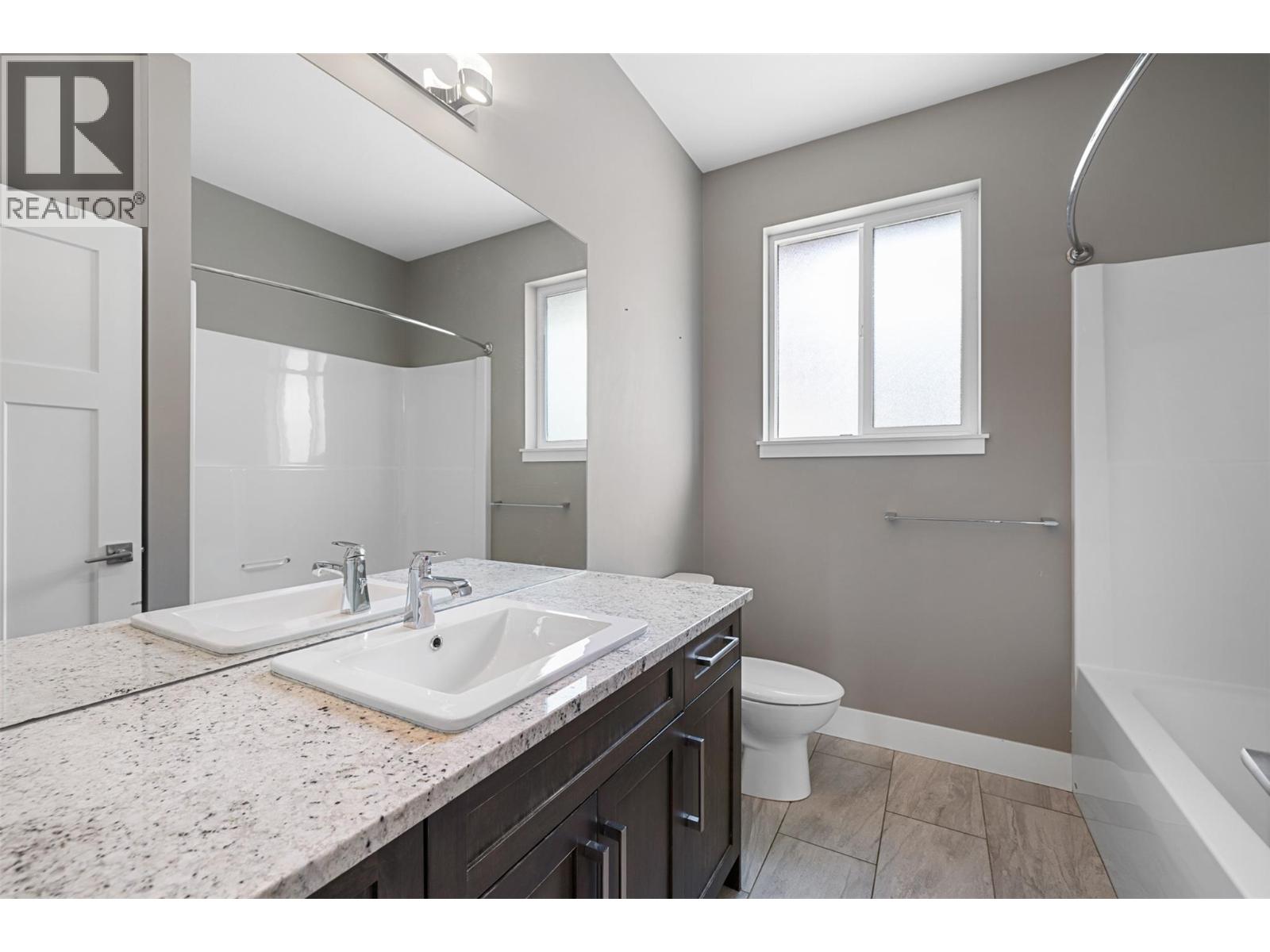 #4 1117 Mt Fosthall Drive - 31
