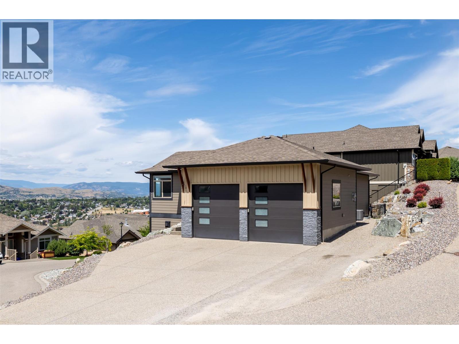 #4 1117 Mt Fosthall Drive - 2