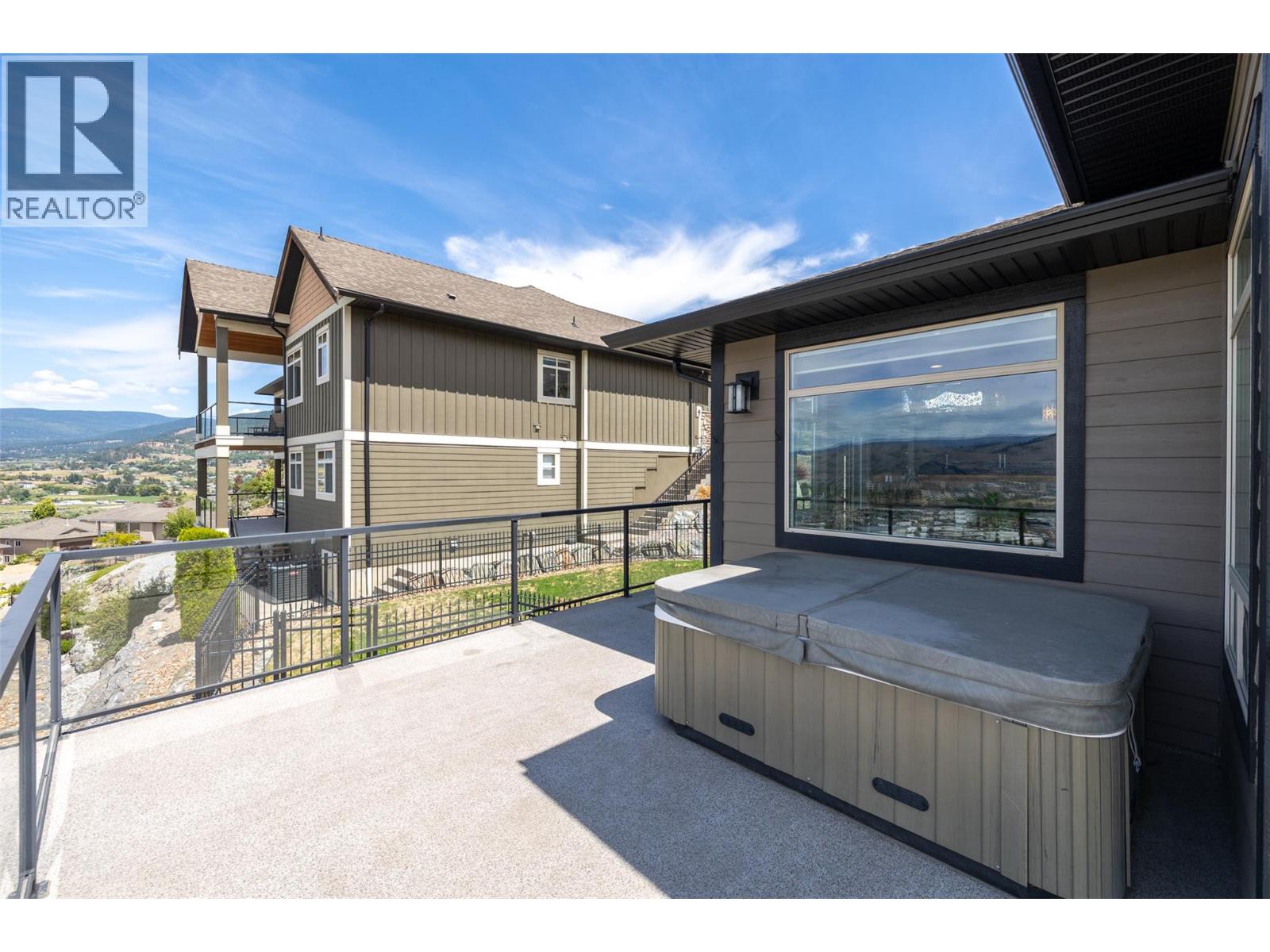#4 1117 Mt Fosthall Drive - 19