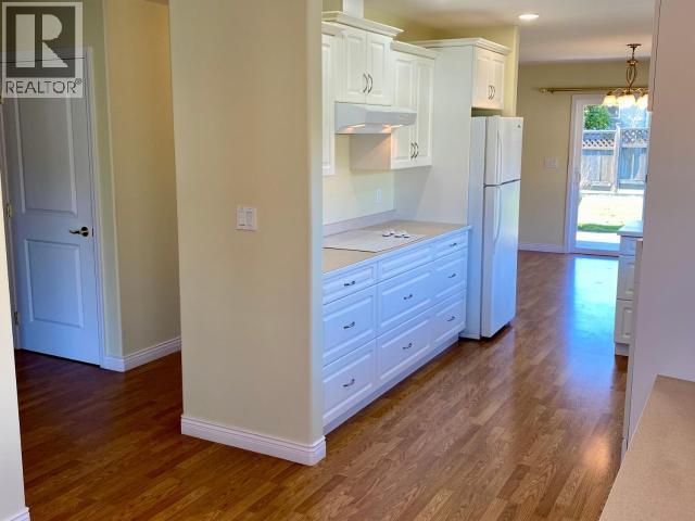 #12 4897 ONTARIO AVE - 2