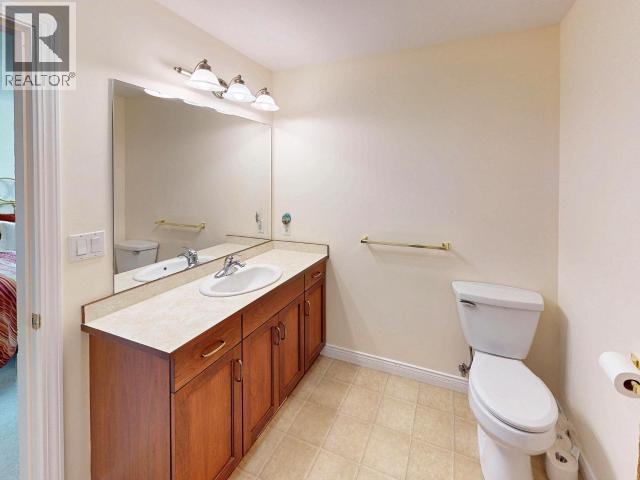 #12 4897 ONTARIO AVE - 22