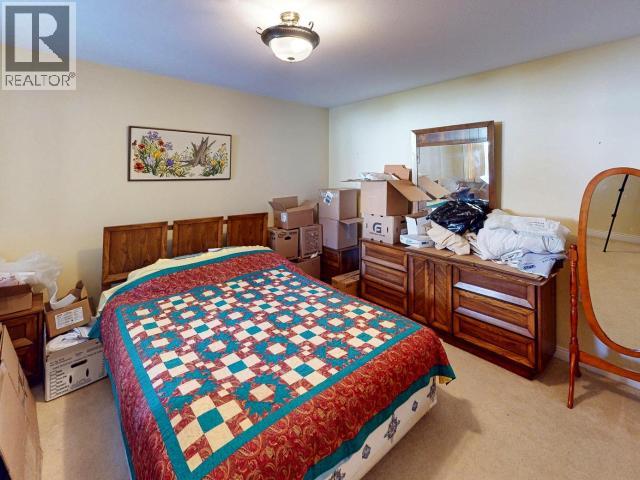 #12 4897 ONTARIO AVE - 25