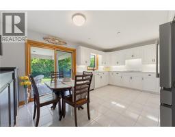 Kitchen - 12 Macbride Court, Brantford, ON N3T6J1 Photo 12