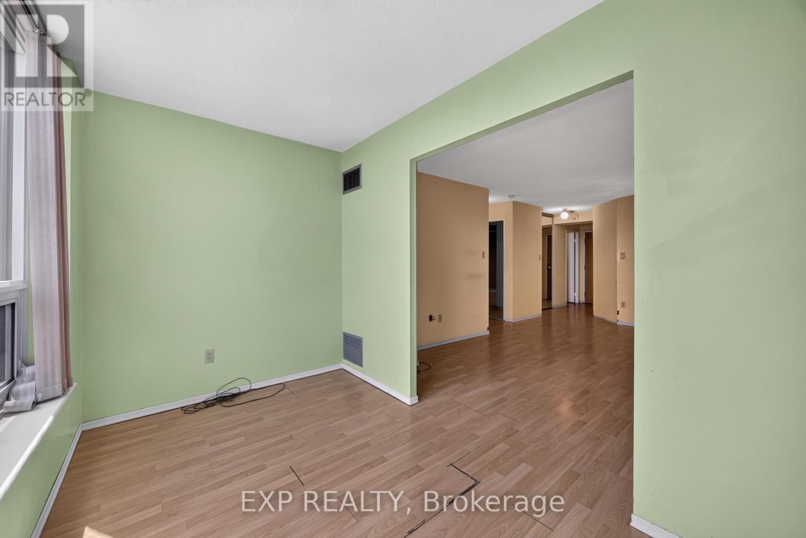 #716 326 MAJOR MACKENZIE DRIVE E - 13