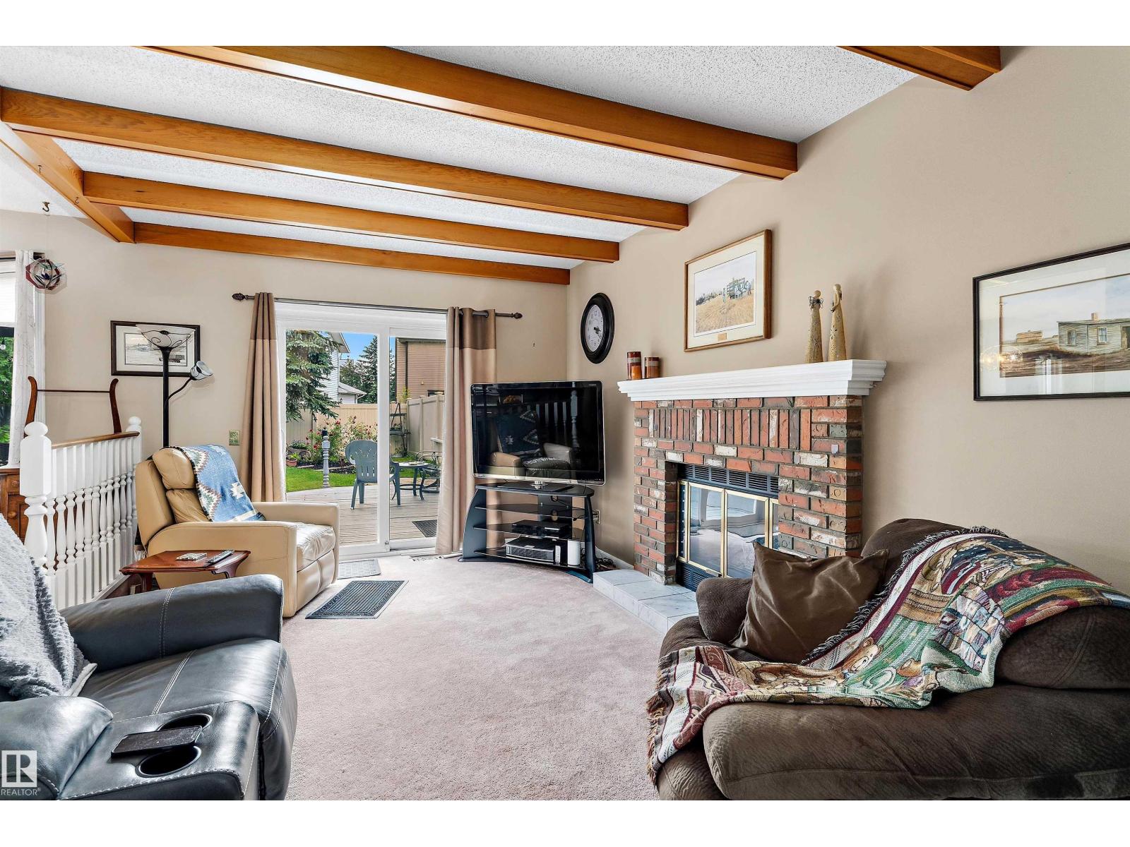 1048 105 ST NW - 13