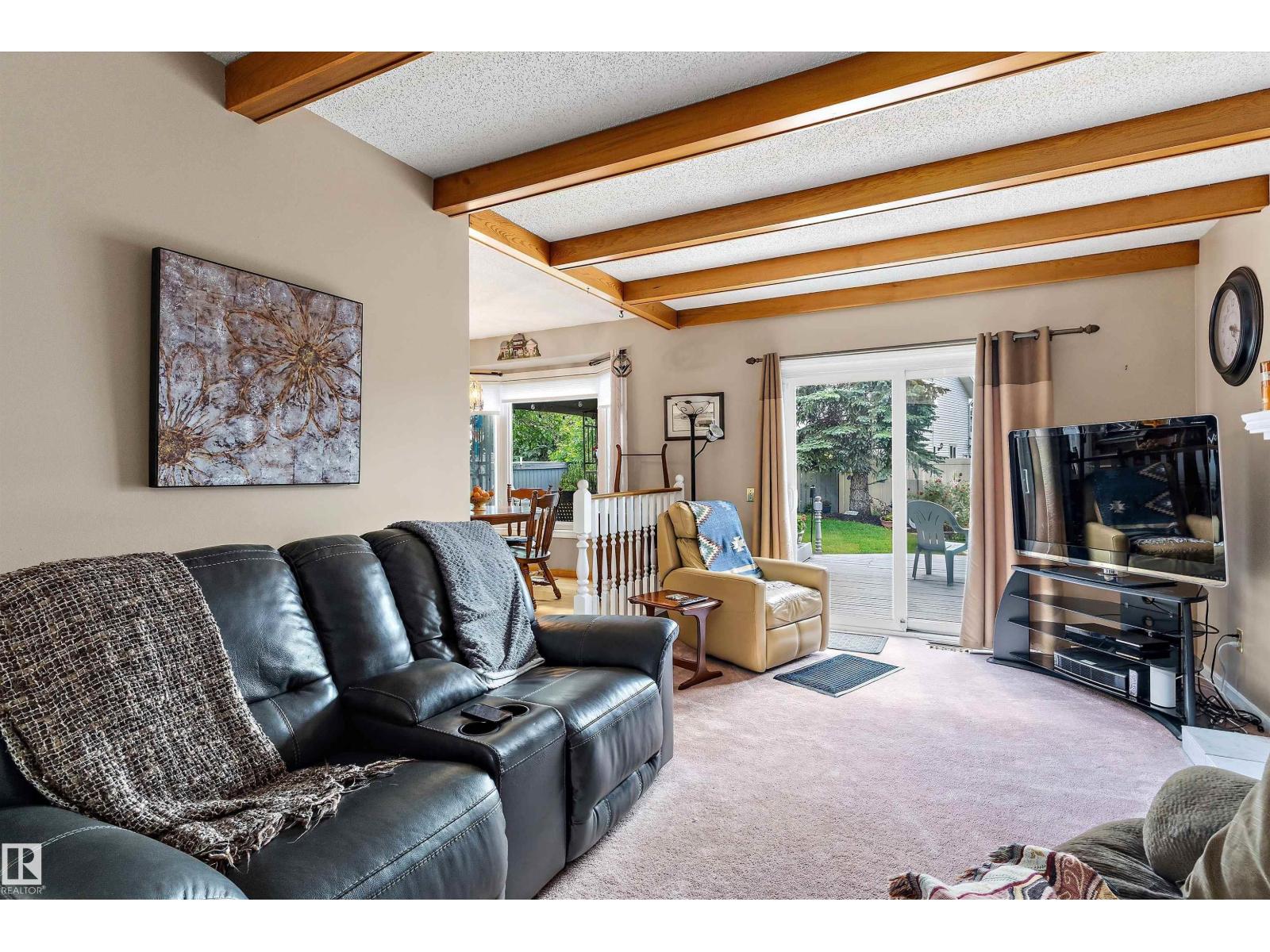 1048 105 ST NW - 14