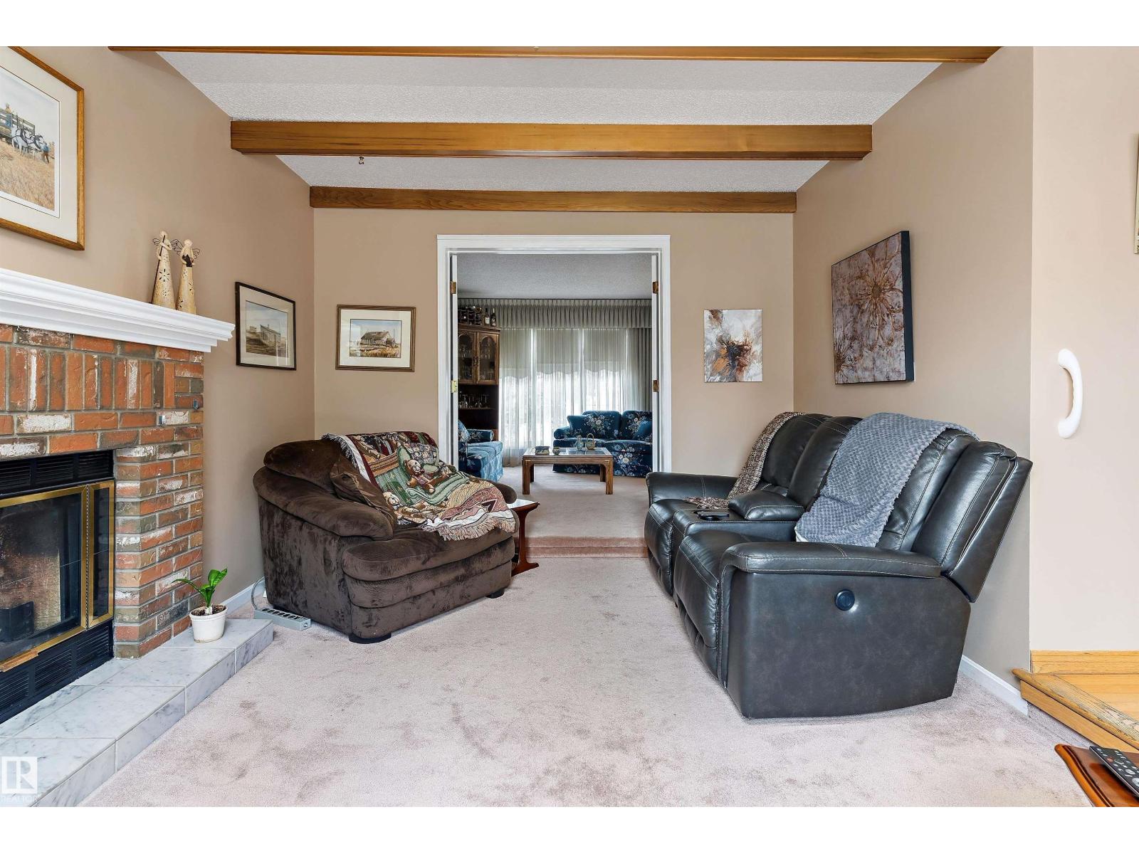 1048 105 ST NW - 15